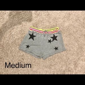 Flowers by Zoe shorts size M